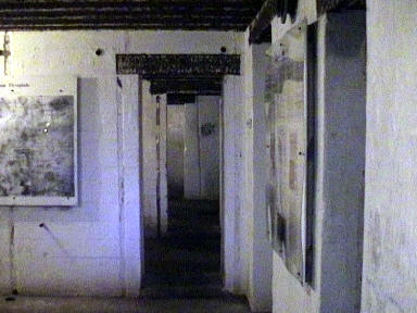 Blick durch den Bunker